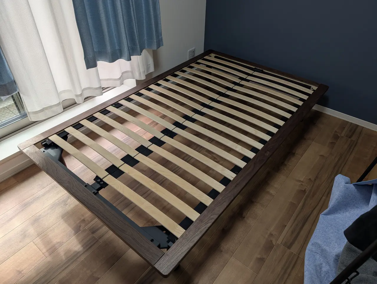 ベッドフレーム